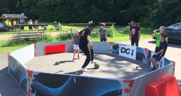 frivilligscene boldspil